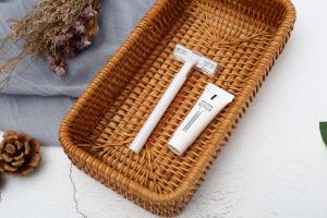 一次性剃须刀