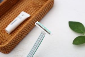 一次性剃须刀
