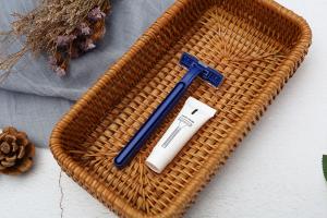 一次性剃须刀